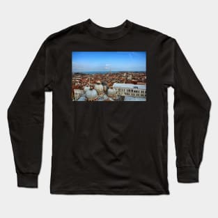 Beautiful Venezia- What a view! Long Sleeve T-Shirt
